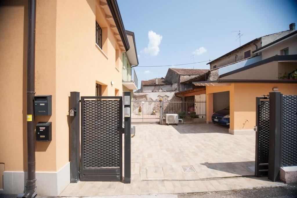 Apartament Casa Gemma - Big Family House With Free Parking San Giovanni Lupatoto Zewnętrze zdjęcie